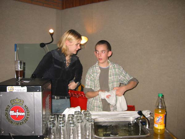 111-1196_IMG